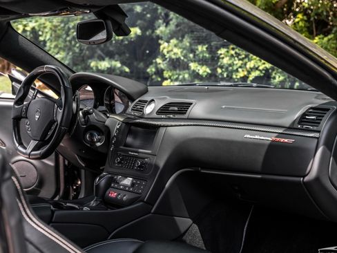 Used 2014 Maserati GranTurismo MC image 11