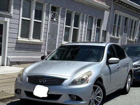Used 2013 INFINITI G37 Journey w/ Premium Pkg RWD image 1