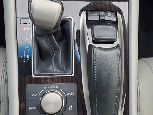 Used 2015 Lexus LS 460 L image 16