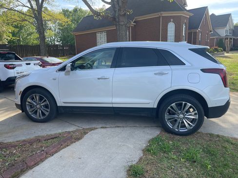 Used 2025 Cadillac XT5 Premium Luxury w/ Technology Package image 2