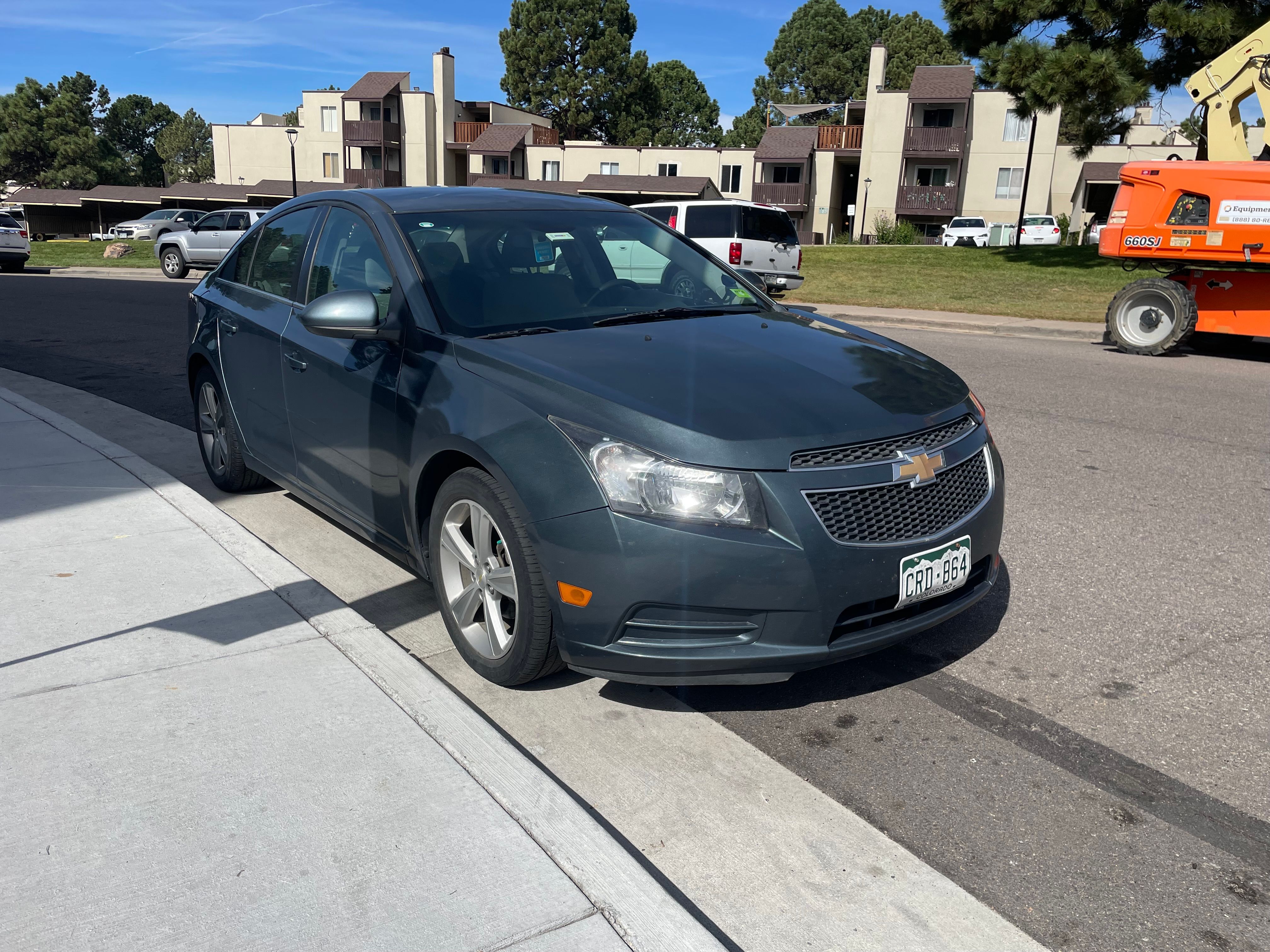 Used 2012 Chevrolet Cruze LT FWD image 1