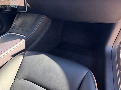 Used 2023 Tesla Model 3 Standard Range image 14