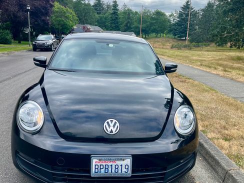 Used 2014 Volkswagen Beetle 1.8T FWD image 1