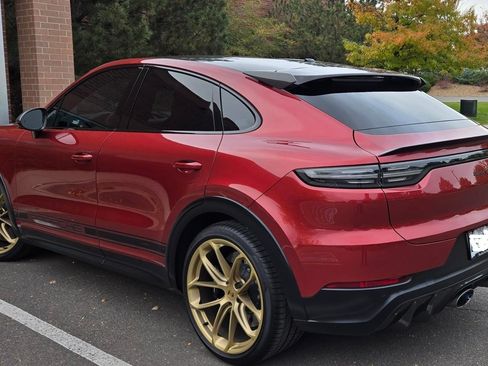 Used 2023 Porsche Cayenne Turbo GT image 2