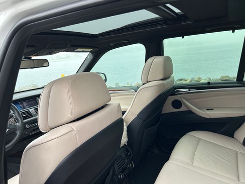 Used 2012 BMW X5 xDrive35i image 14