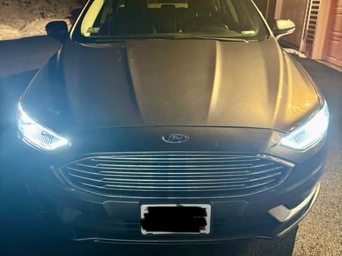 Used 2018 Ford Fusion Energi SE image 10