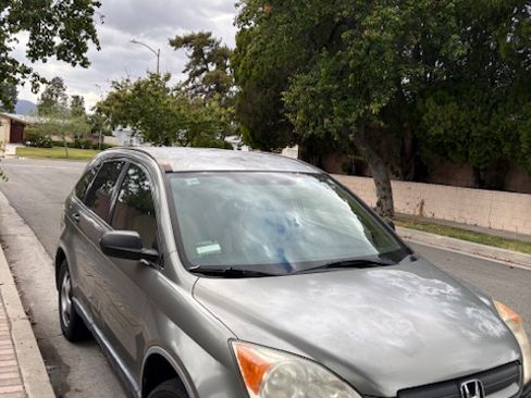Used 2009 Honda CR-V LX image 2
