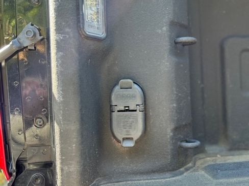 Used 2021 Chevrolet Silverado 3500 LTZ w/ LTZ Convenience Package image 29