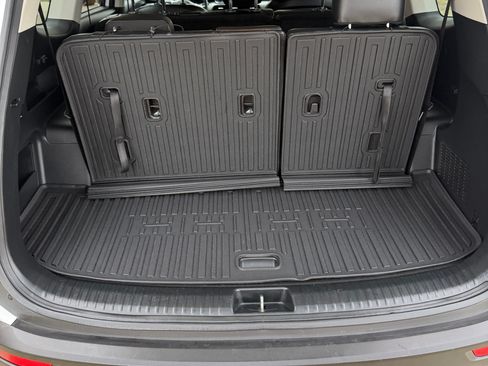 Used 2021 Kia Telluride LX image 16