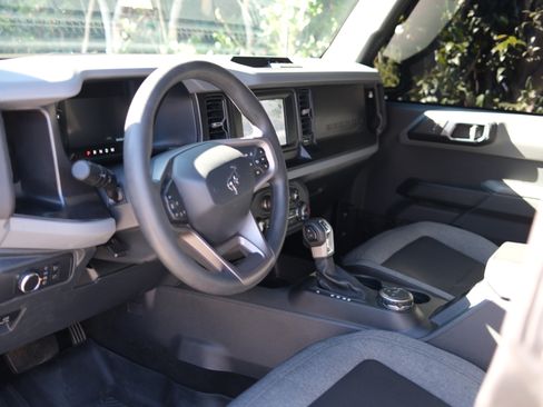 Used 2022 Ford Bronco 4-Door image 9