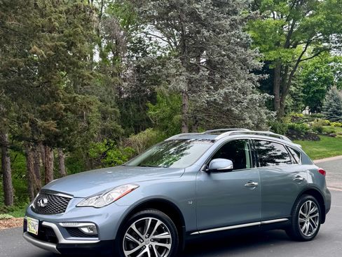 Used 2016 INFINITI QX50 AWD w/ Technology Package image 9