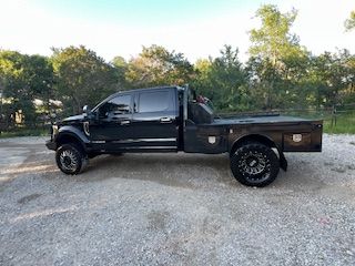 Used 2022 Ford F450 XLT w/ XLT Premium Package AWD/4WD image 5