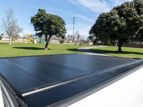 Used 2021 RAM 2500 Laramie w/ Night Edition image 9