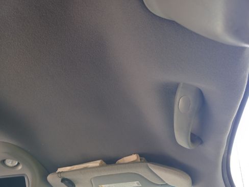 Used 2000 Chevrolet Silverado 1500 LS image 5