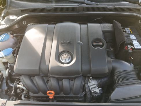 Used 2011 Volkswagen Jetta SE FWD image 10
