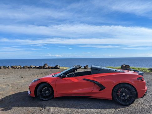 Used 2020 Chevrolet Corvette Stingray Coupe w/ Z51 Performance Package image 4