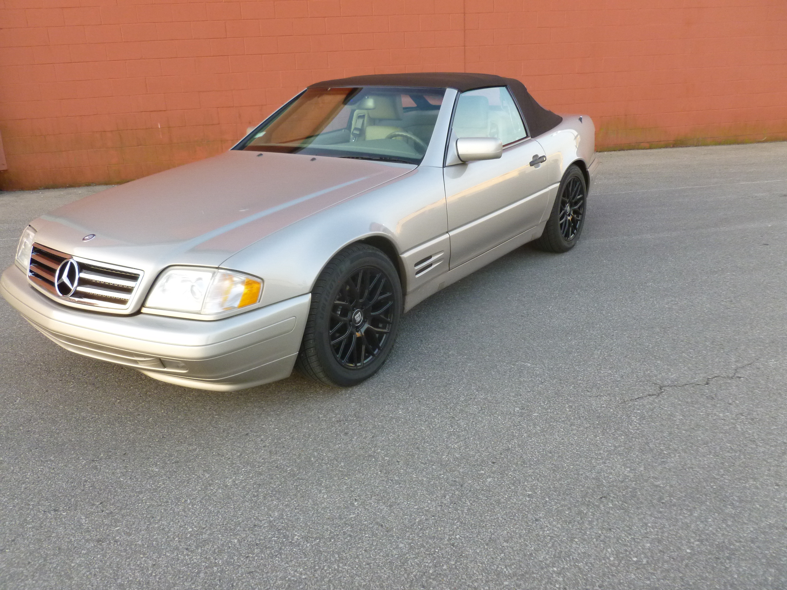 Used 1998 Mercedes-Benz SL 500 image 1