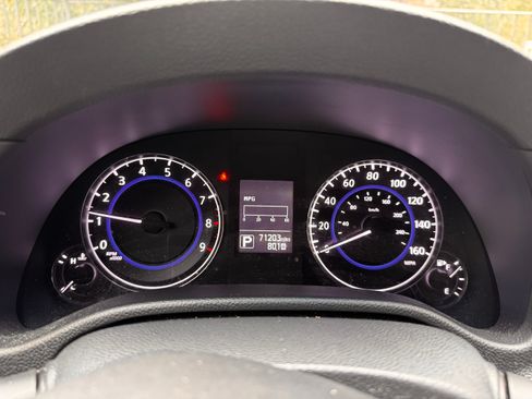 Used 2015 INFINITI Q60 Journey w/ Premium Package image 12