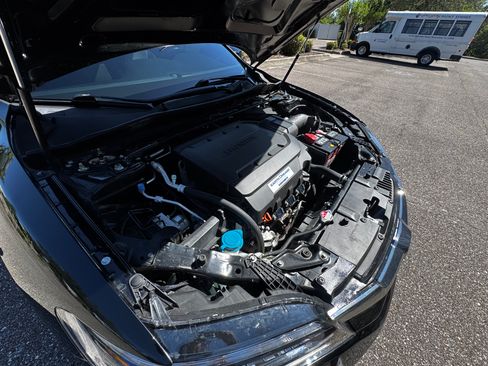 Used 2014 Honda Accord EX-L image 11