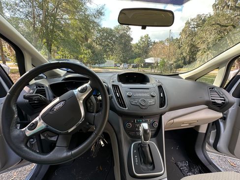 Used 2018 Ford C-MAX SE image 6