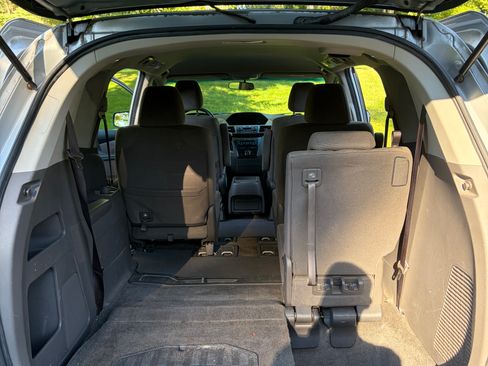 Used 2012 Honda Odyssey EX image 20