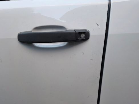 Used 2019 Chevrolet Colorado W/T w/ WT Convenience Package image 16