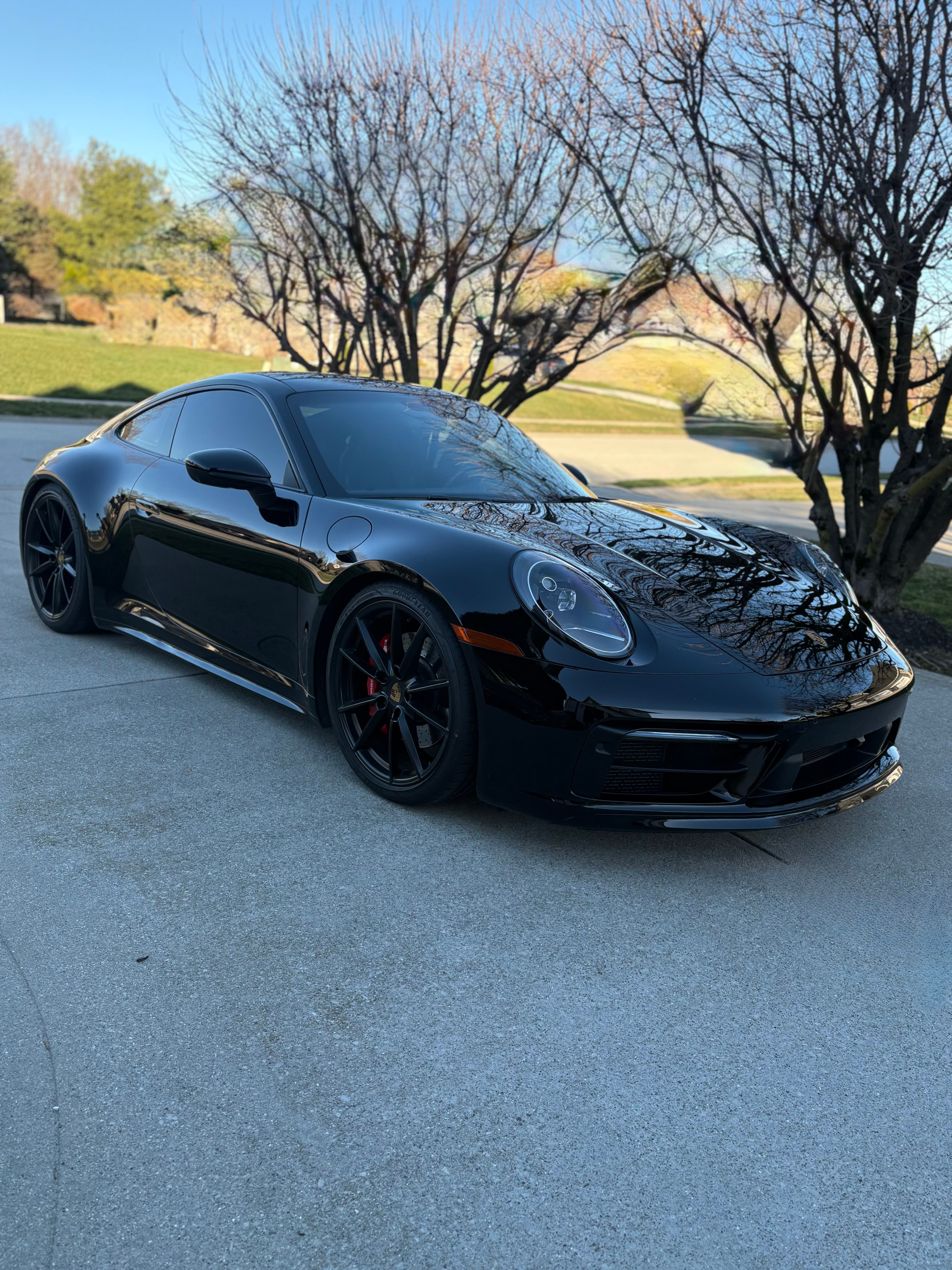 Used 2021 Porsche 911 Carrera S RWD image 2