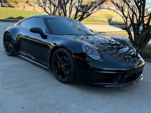 Used 2021 Porsche 911 Carrera S RWD image 4