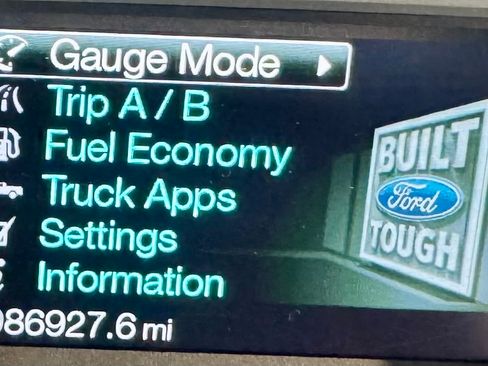 Used 2016 Ford F250 Lariat w/ Lariat Ultimate Package image 16