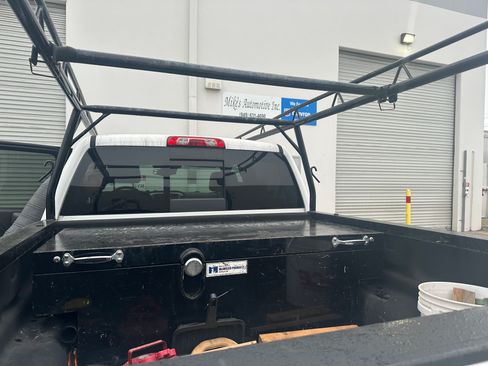 Used 2018 GMC Sierra 1500 SLT image 9