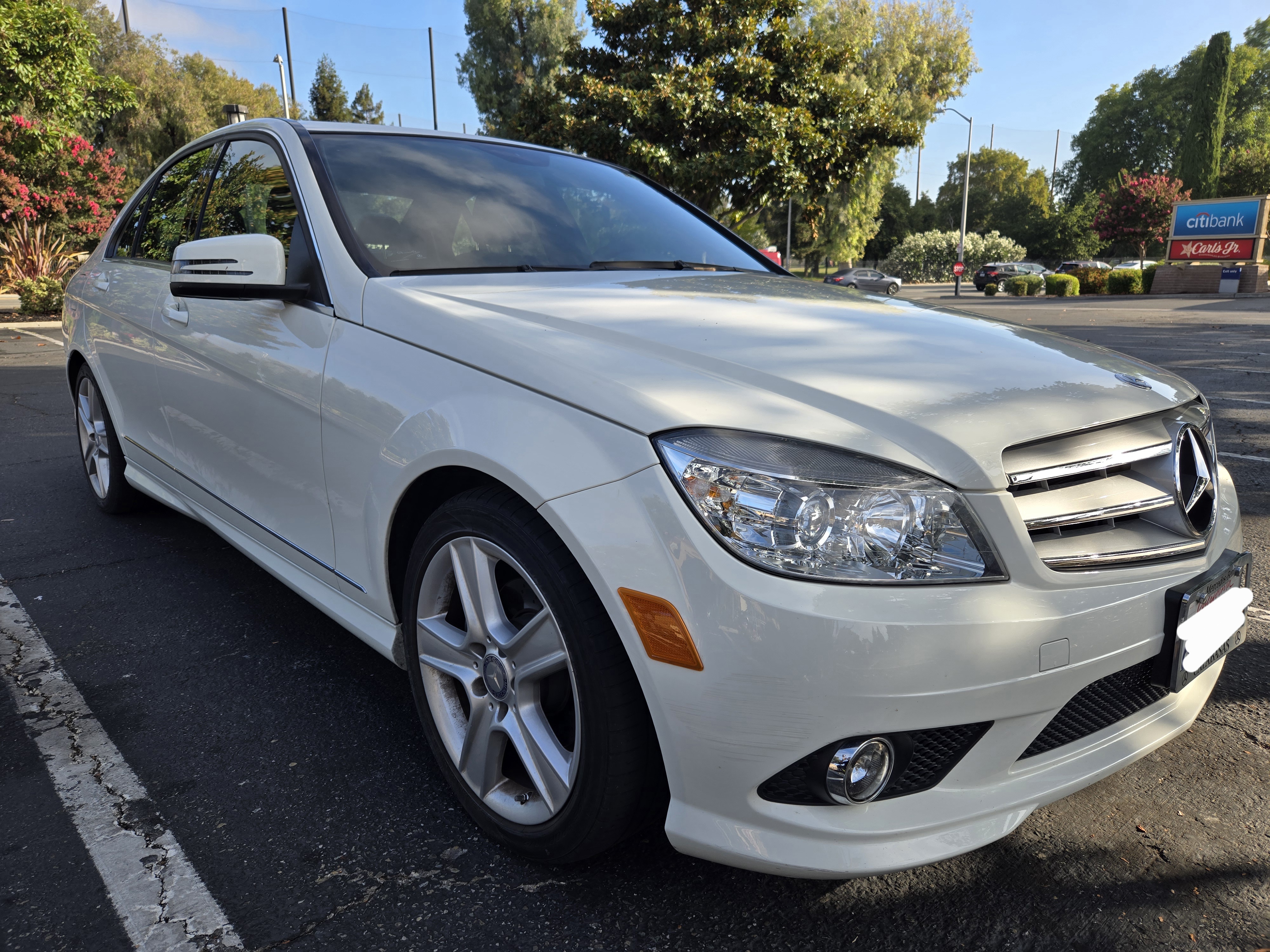 Used 2010 Mercedes-Benz C 300 Sedan image 10