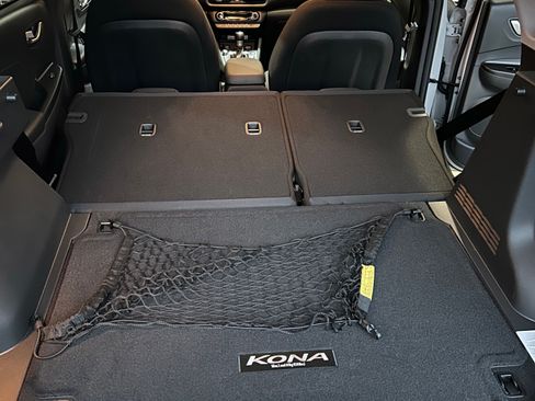 Used 2023 Hyundai Kona SEL w/ Convenience Package image 17