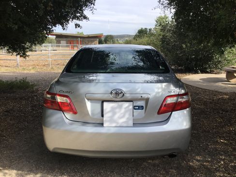 Used 2009 Toyota Camry XLE image 5