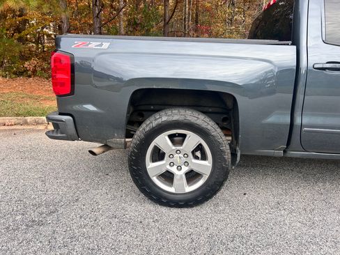 Used 2017 Chevrolet Silverado 1500 LT w/ All Star Edition image 14