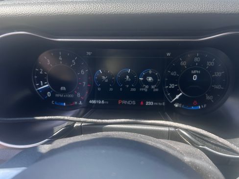 Used 2019 Ford Mustang Premium w/ Equipment Group 201A image 7