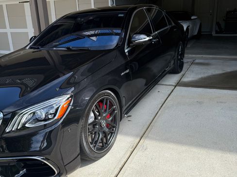 Used 2019 Mercedes-Benz S 63 AMG S 63 AMG Sedan 4D image 18