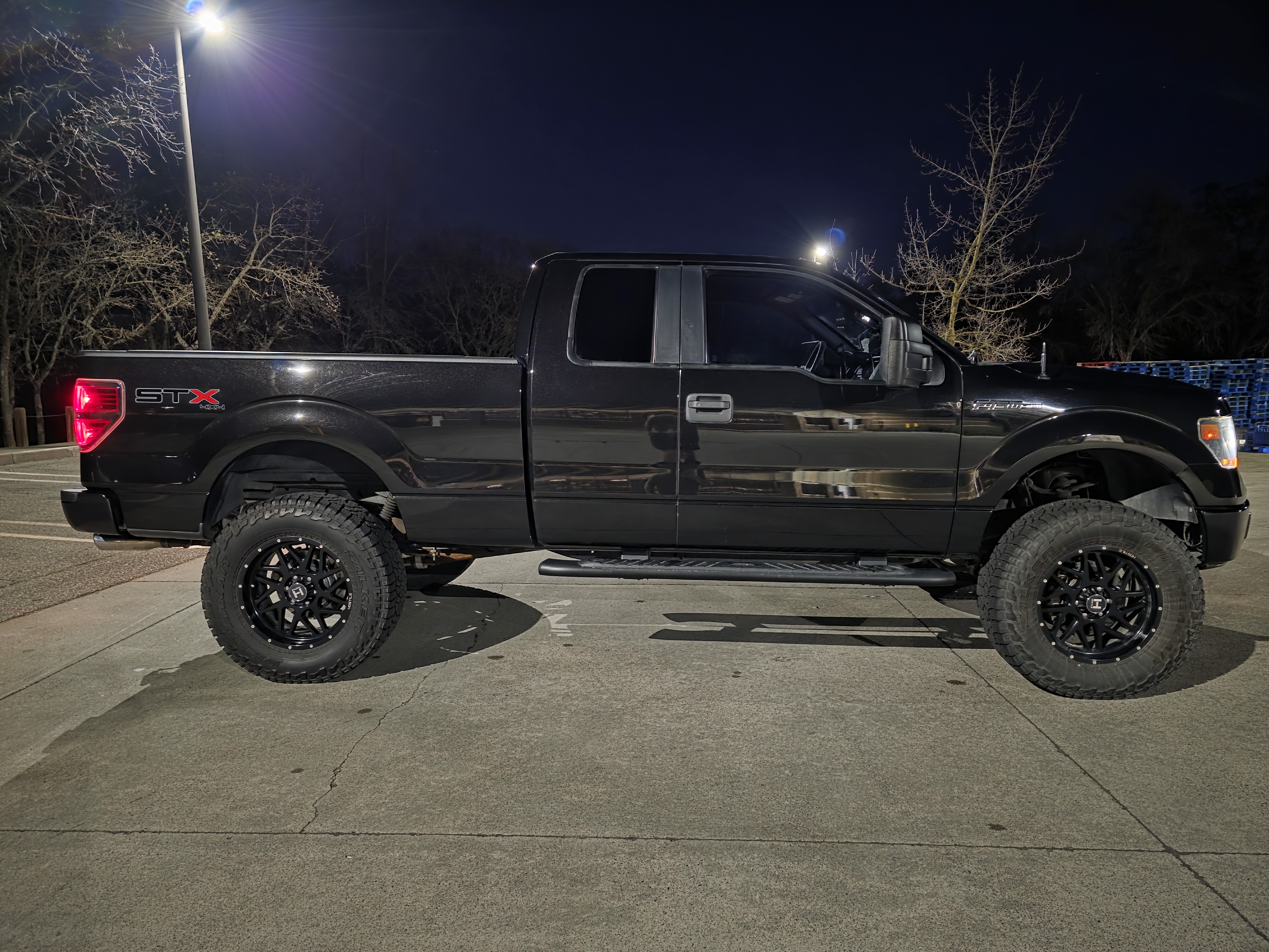 Used 2013 Ford F150 STX w/ Mid Equipment Group AWD/4WD image 5