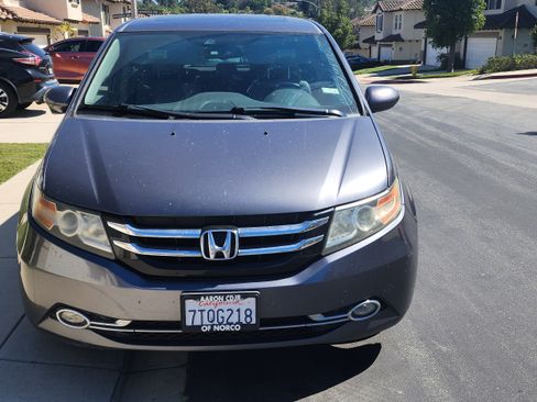 Used 2016 Honda Odyssey EX-L image 2