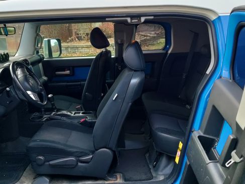 Used 2007 Toyota FJ Cruiser 4WD image 7