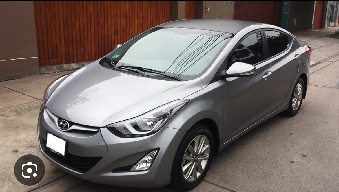 Used 2014 Hyundai Elantra SE FWD image 2