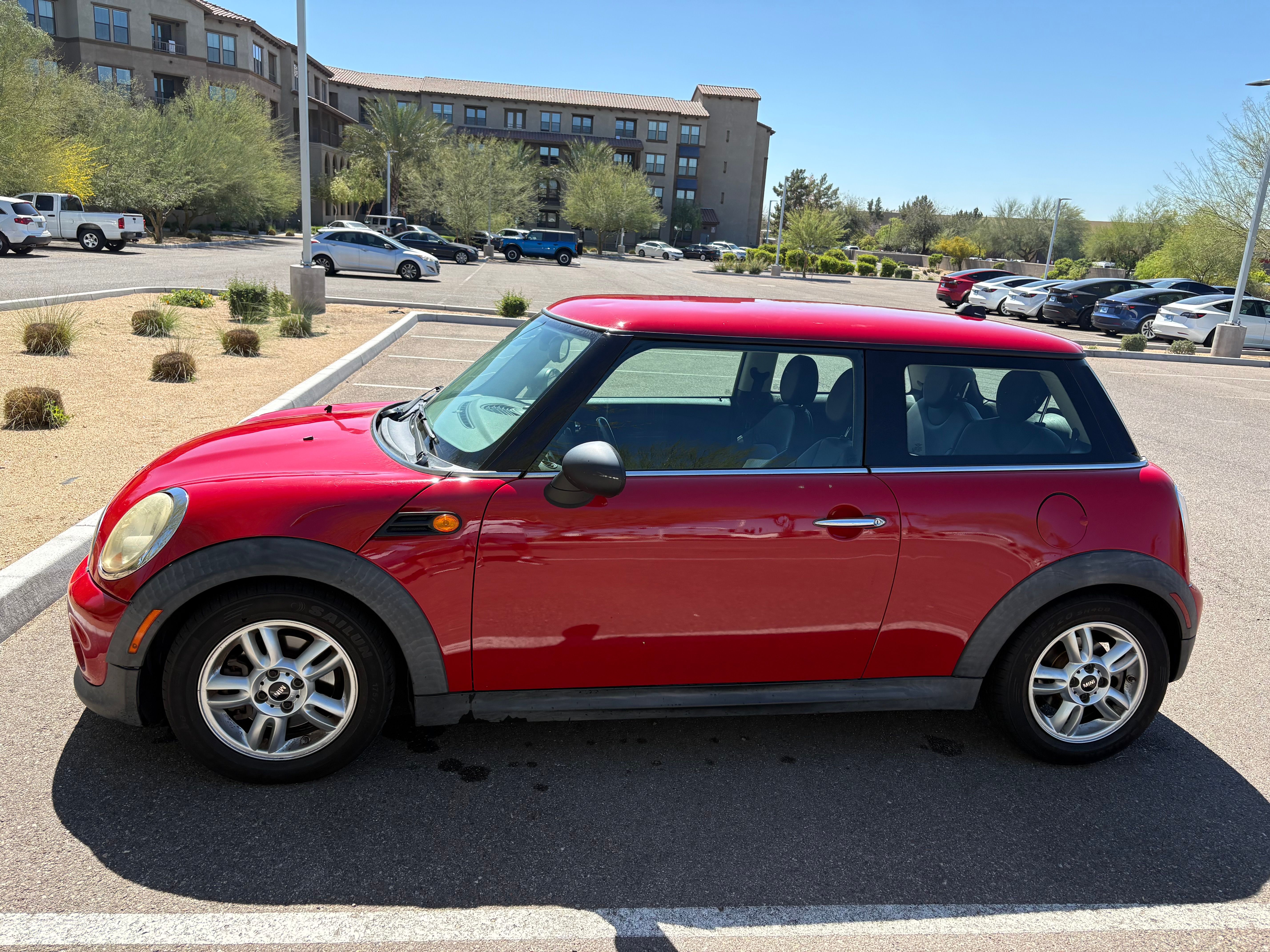 Used 2011 MINI Cooper Hardtop FWD image 9
