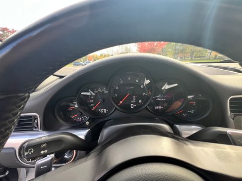 Used 2017 Porsche 911 Carrera image 11