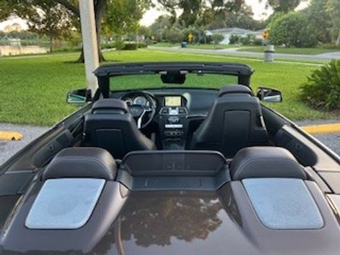 Used 2015 Mercedes-Benz E 400 Cabriolet image 8