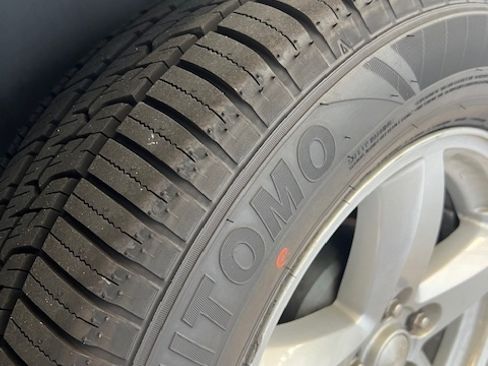 Used 2010 Jeep Liberty Limited w/ Trailer Tow Class III Group image 9