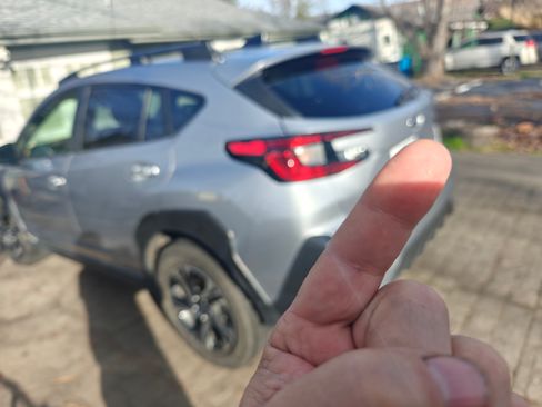 Used 2024 Subaru Crosstrek 2.0i Premium w/ Crosstrek Mirror Package image 4