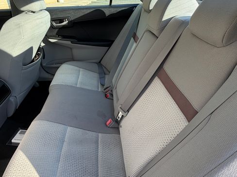 Used 2012 Toyota Camry SE image 15