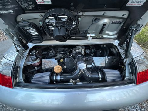 Used 2001 Porsche 911 Cabriolet image 14