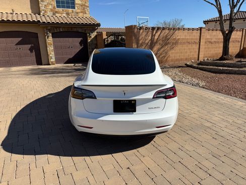Used 2019 Tesla Model 3 Performance image 5