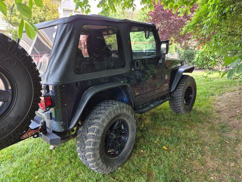 Used 2006 Jeep Wrangler Rubicon image 4