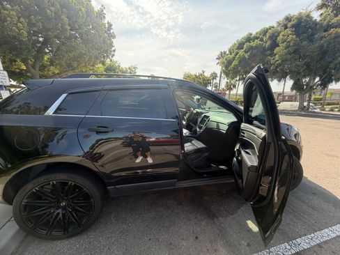 Used 2014 Cadillac SRX FWD image 5